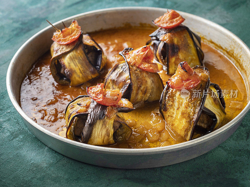 羊肉串，茄子裹Kofte羊肉串，İslim kebabistanbul，土耳其名;库尔德烤肉或伊斯兰烤肉